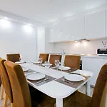 Lacme Luxury - Americas - 3br *