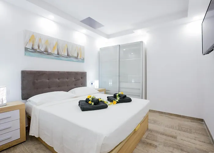 Lacme Luxury Americas * Costa Adeje (Tenerife)